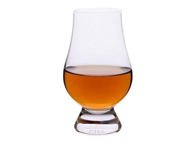 Dall'invecchiamento al bicchiere: come conoscere e gustare il rum